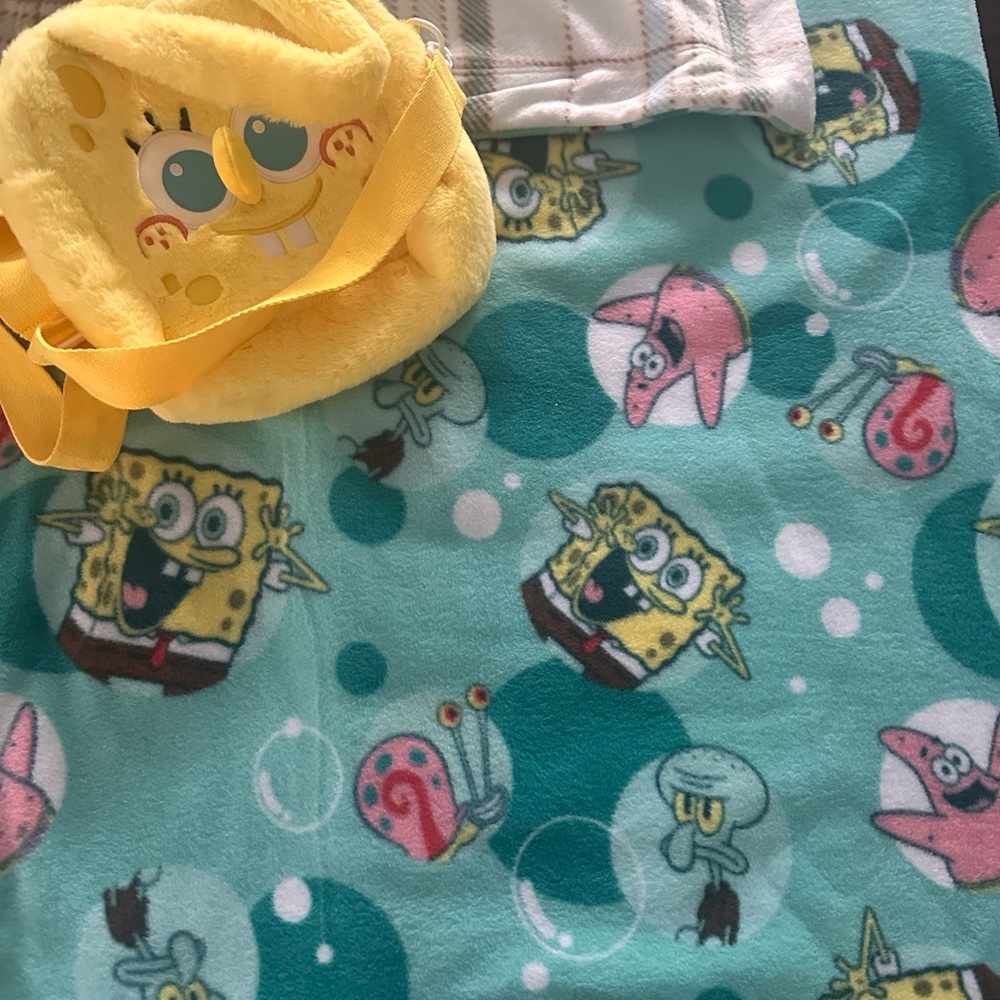 SpongeBob SquarePants Blanket and Bag Set
